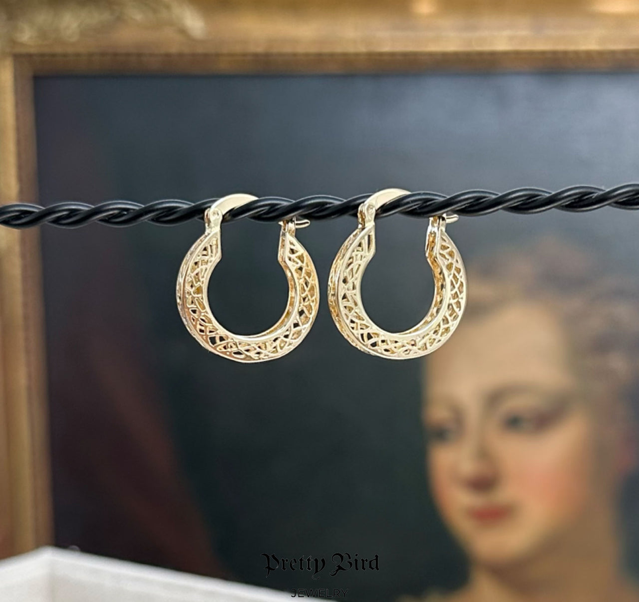 Filigree Round Hoop Earrings