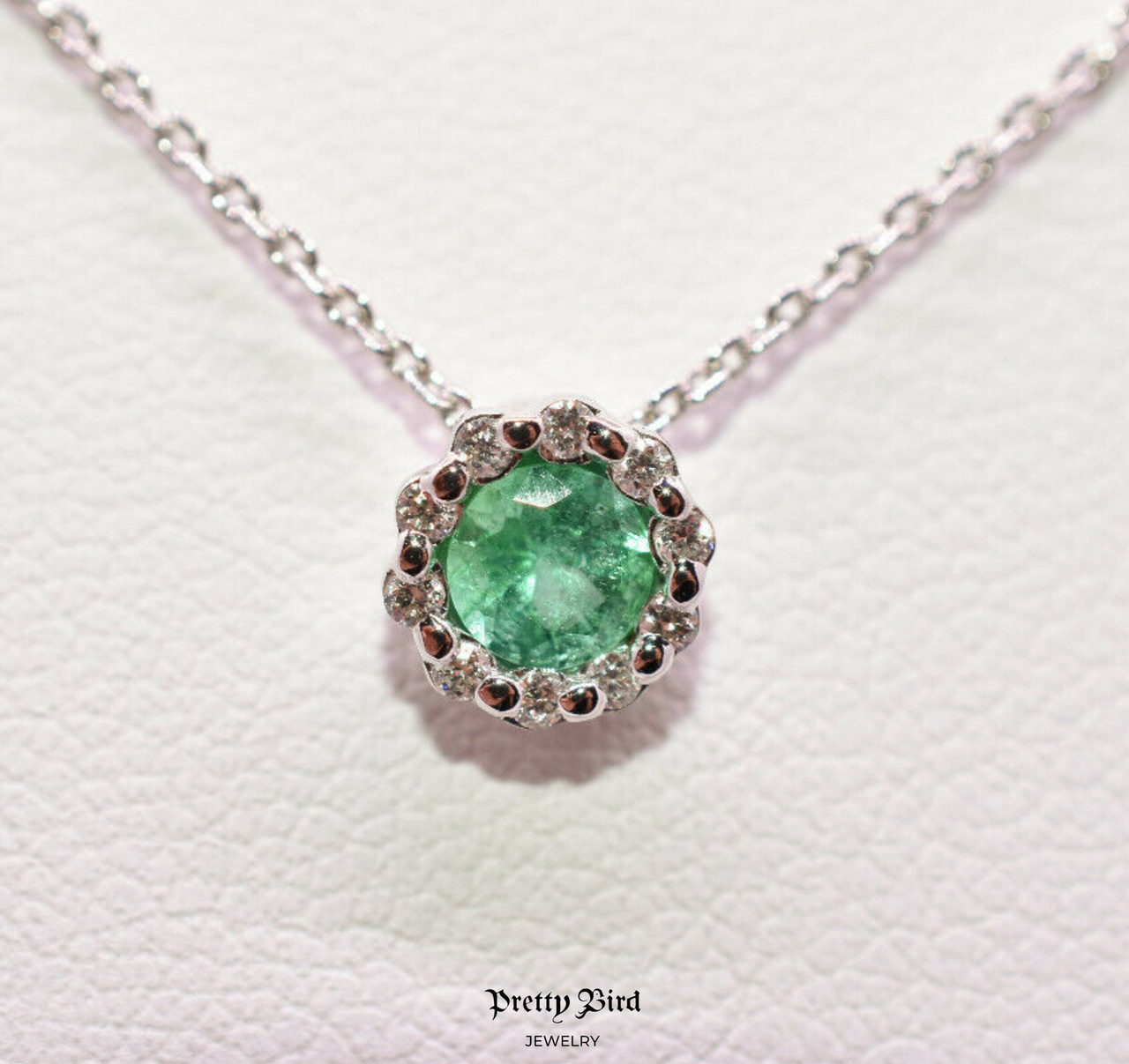 18K White Gold Diamond & Emerald Necklace
