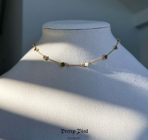Daisy Necklace